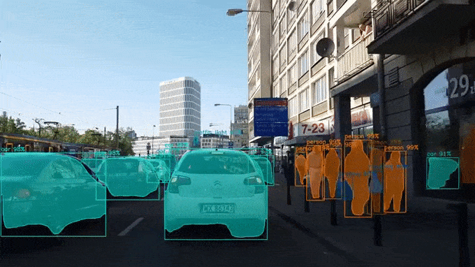 video-road-scene-seg